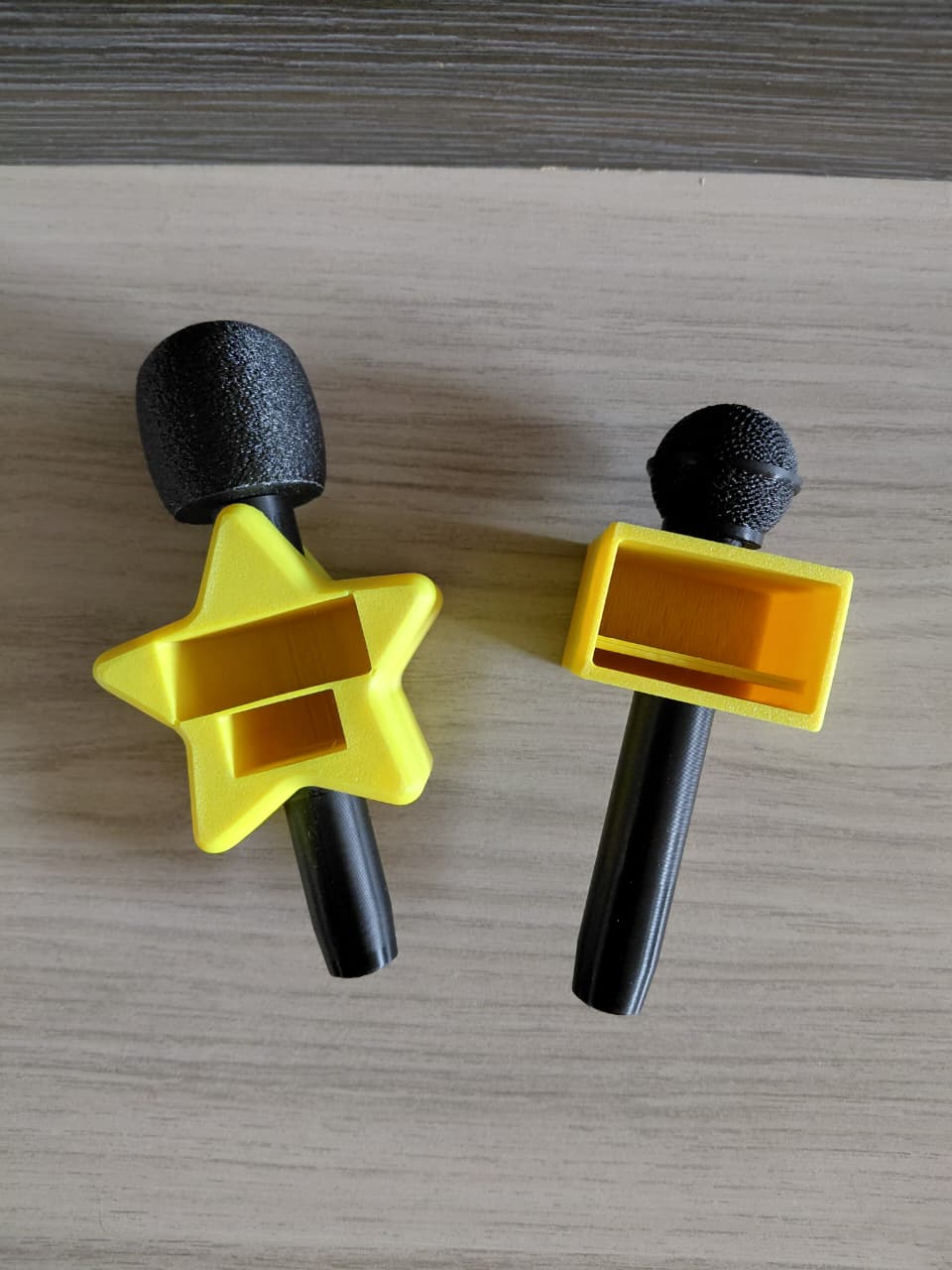 Carcasa mini micrófono para creación de contenido - Imagen 2